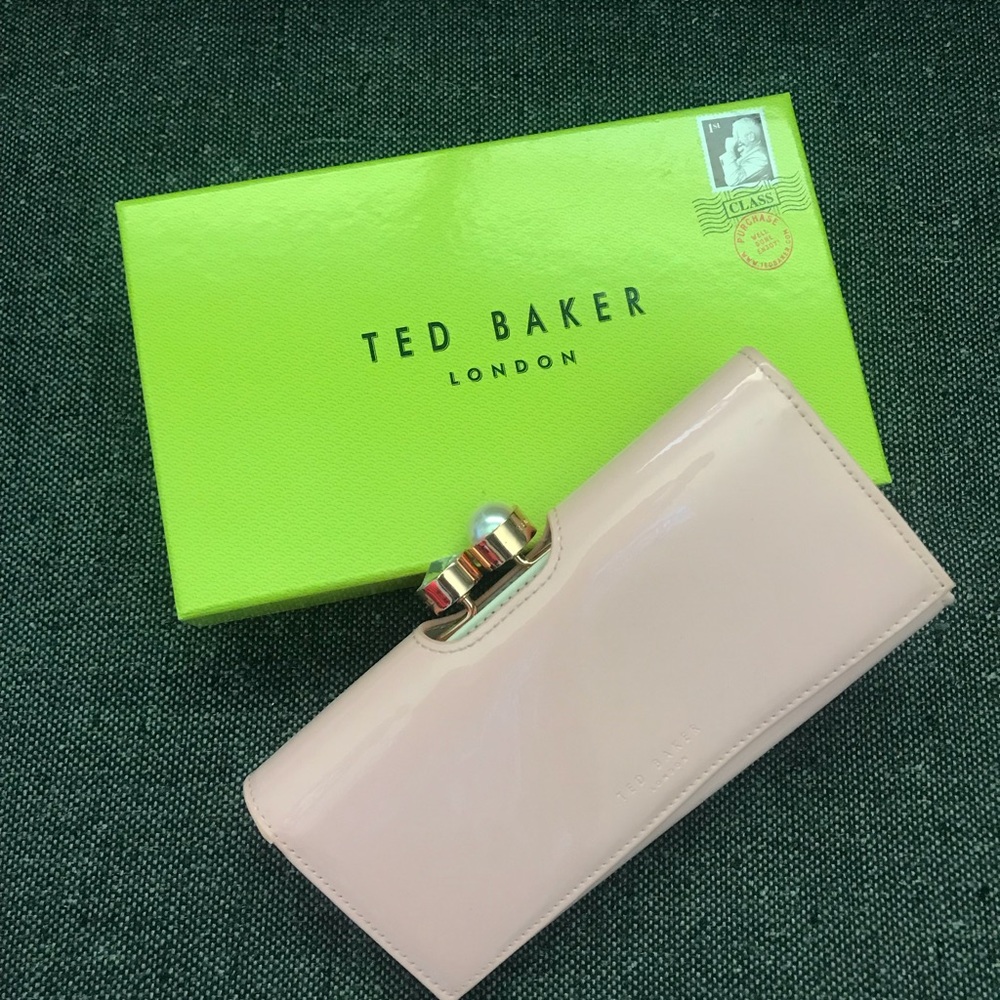 Ted Baker  
Honeyy Bobble Matinee Patent Wallet
